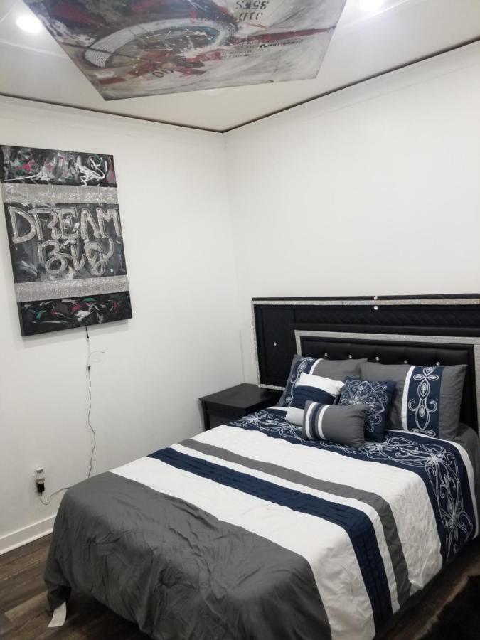 Cozy And Unique Getaway Apartment Hamilton Exterior photo